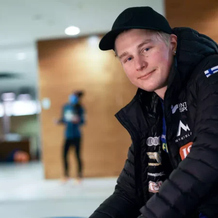 Remi Lindholm Kommentoi Peniksen Kokoa